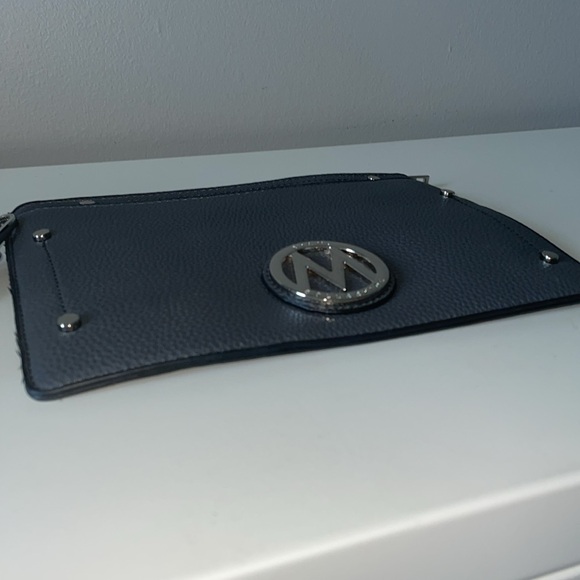 MIA K COLLECTION clutch - Picture 5 of 5